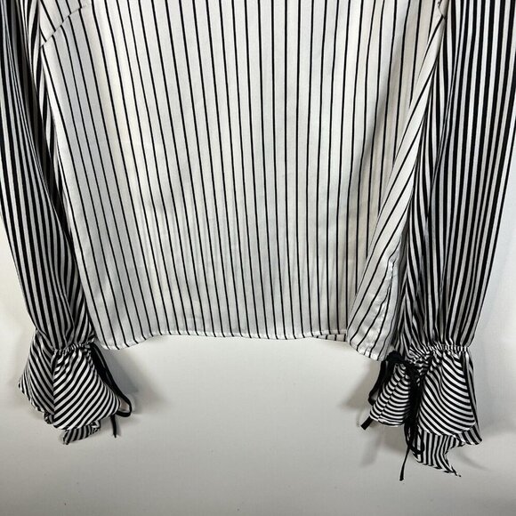 Do+Be Striped Long Sleeve Top Black White Womens Size Medium Flare‎ Tie Sleeve - Picture 4 of 8